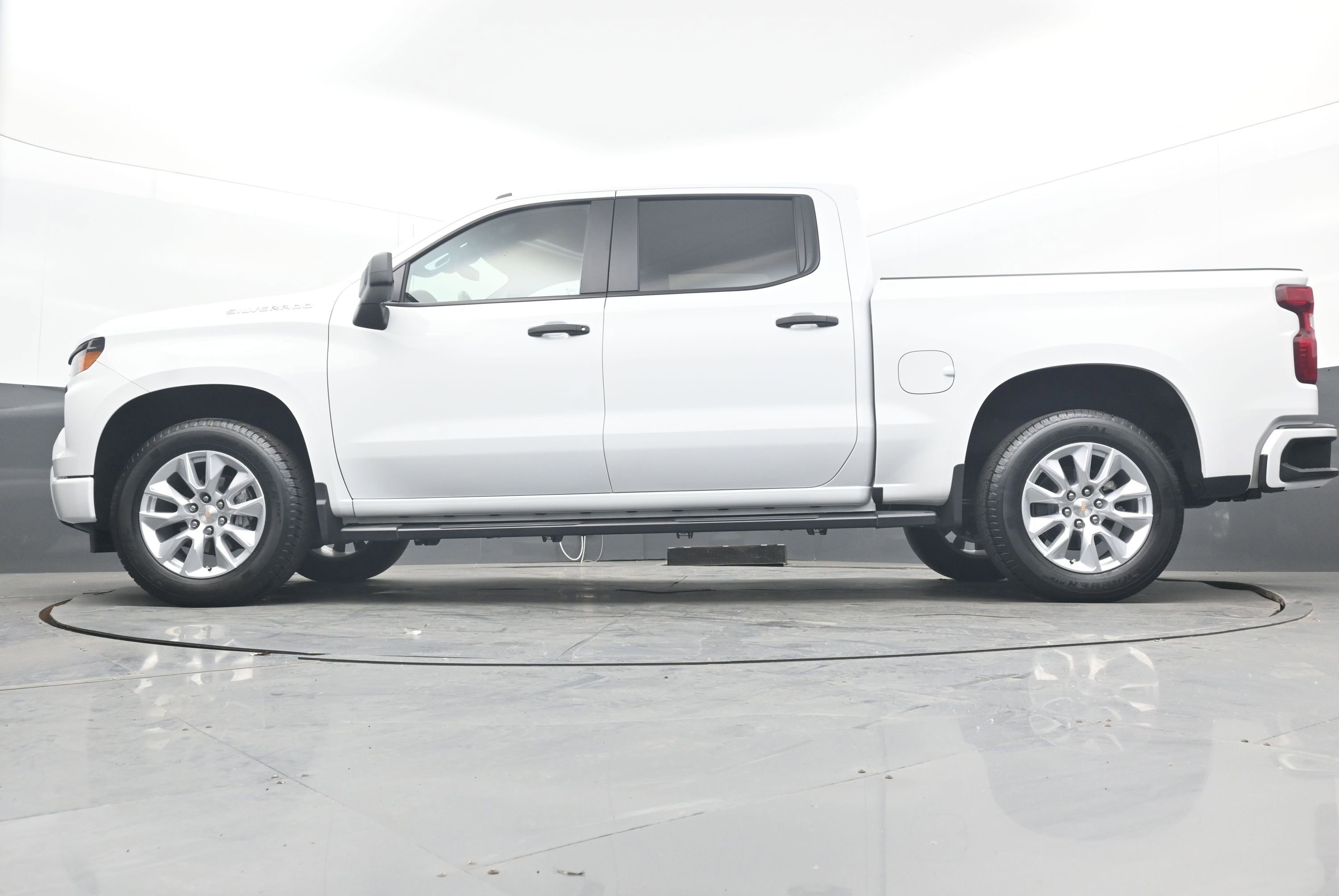 Certified 2026 Chevrolet Silverado 1500 Custom RWD image 28