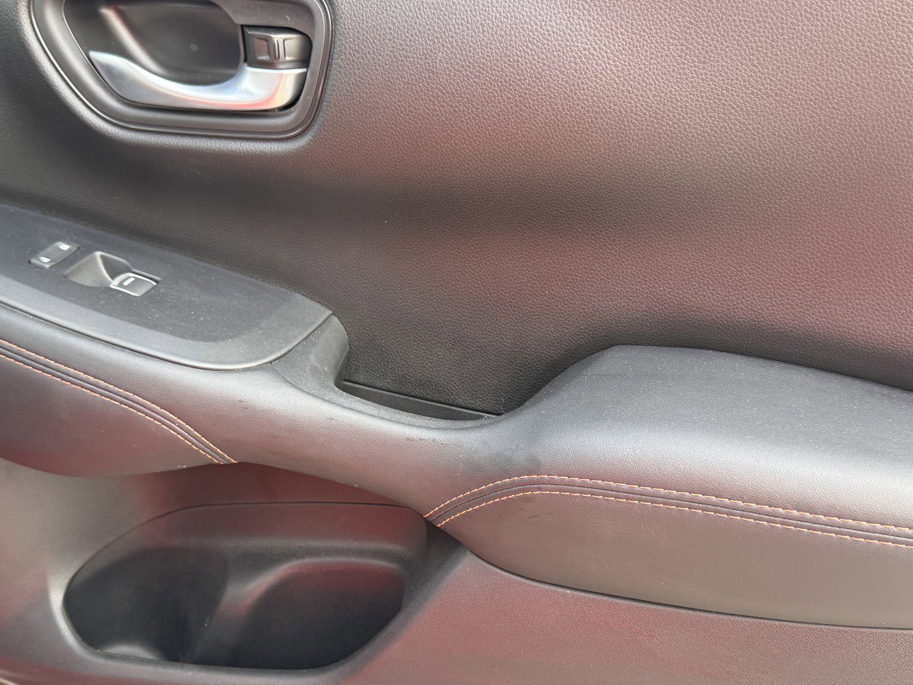 Certified 2025 Honda HR-V Sport image 26