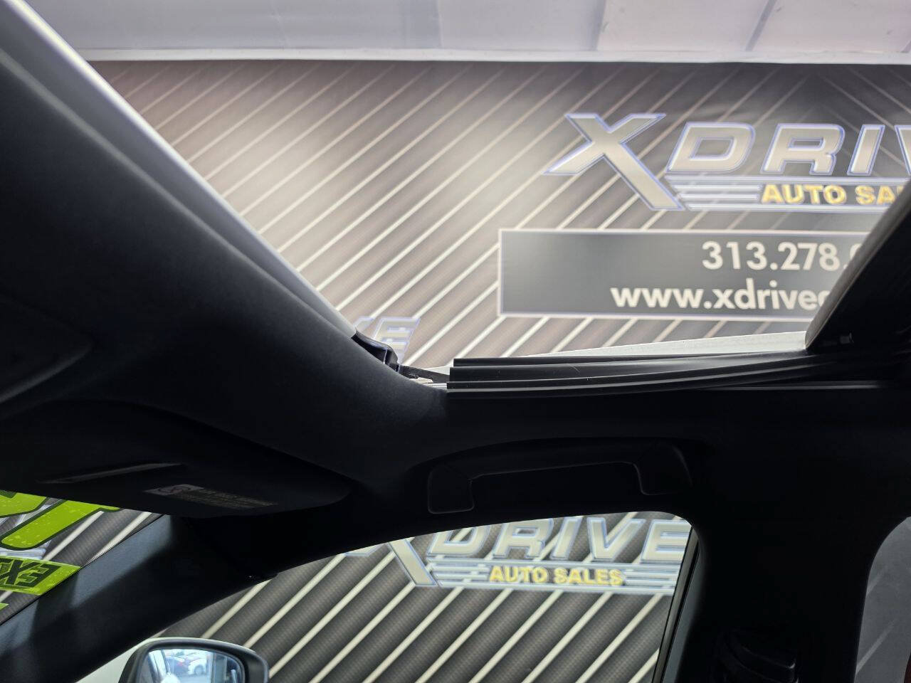 Used 2014 Lexus IS 350 w/ F Sport Package RWD image 32