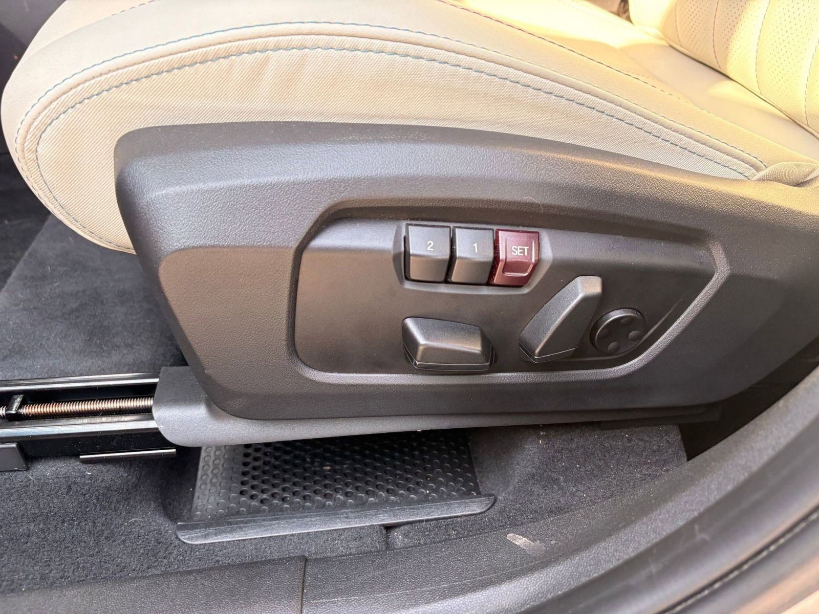 Used 2025 MINI Cooper Countryman S w/ Comfort Package Max image 13