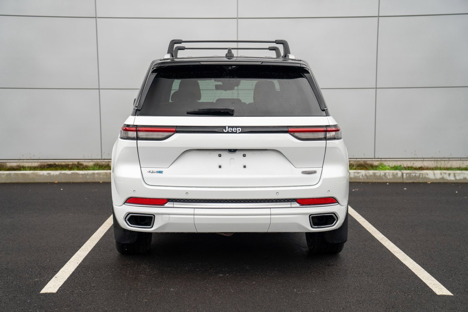 Used 2023 Jeep Grand Cherokee Summit image 7