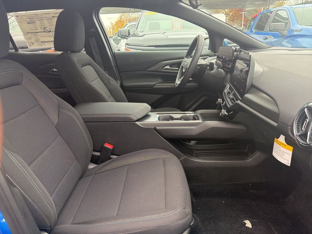 New 2026 Chevrolet Equinox EV LT image 19