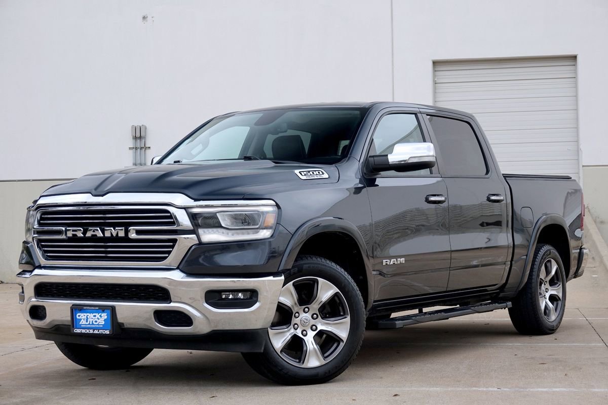 Used 2019 RAM 1500 Laramie AWD/4WD image 2