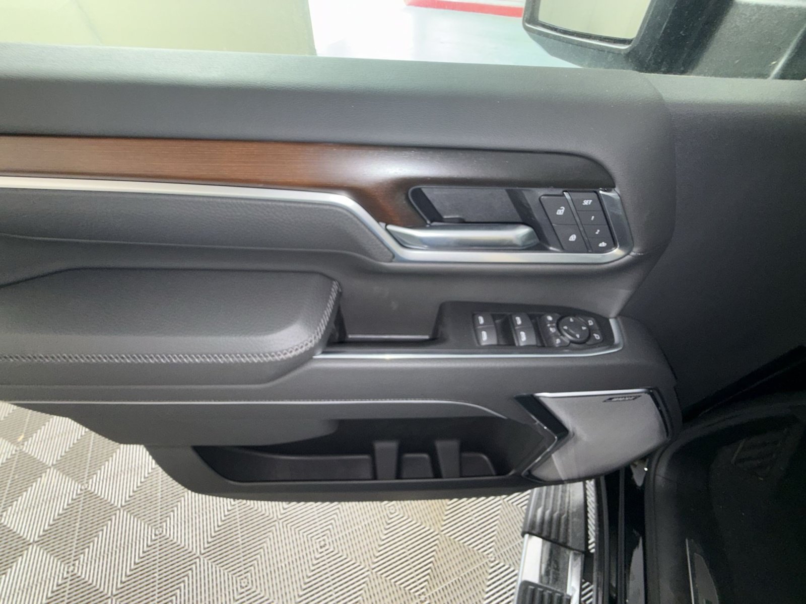 New 2026 GMC Sierra 2500 Denali w/ Denali Reserve Package AWD/4WD image 15