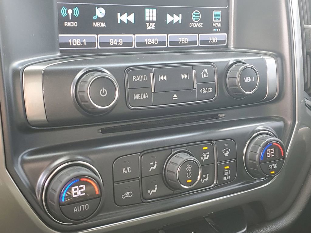 Used 2018 Chevrolet Silverado 1500 LT w/ Texas Edition image 17