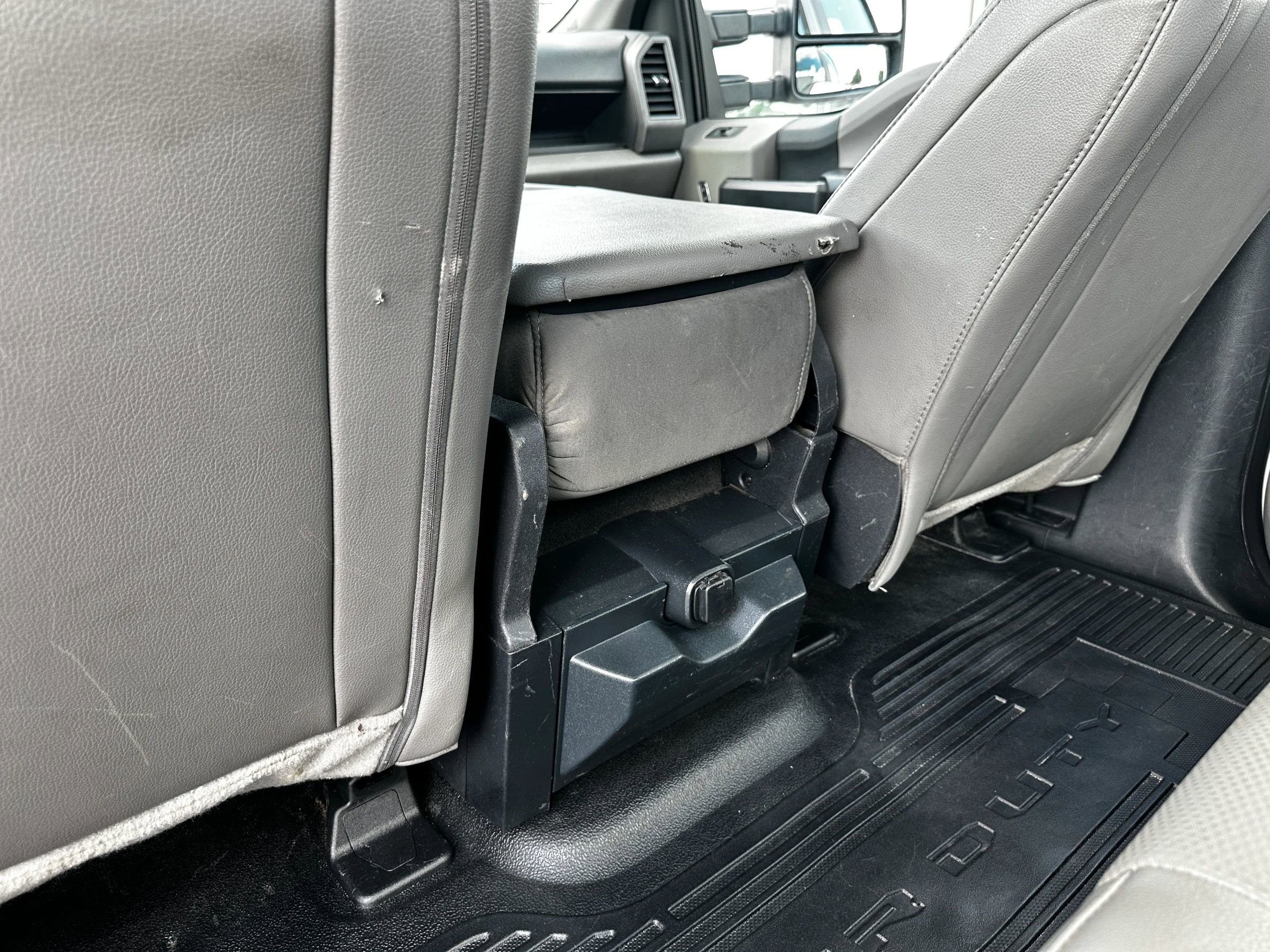 Used 2022 Ford F250 XL w/ Power Equipment Group image 30