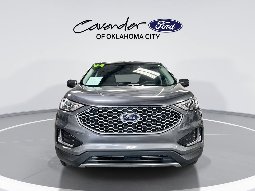 Used 2024 Ford Edge SEL w/ Convenience Package AWD/4WD image 3