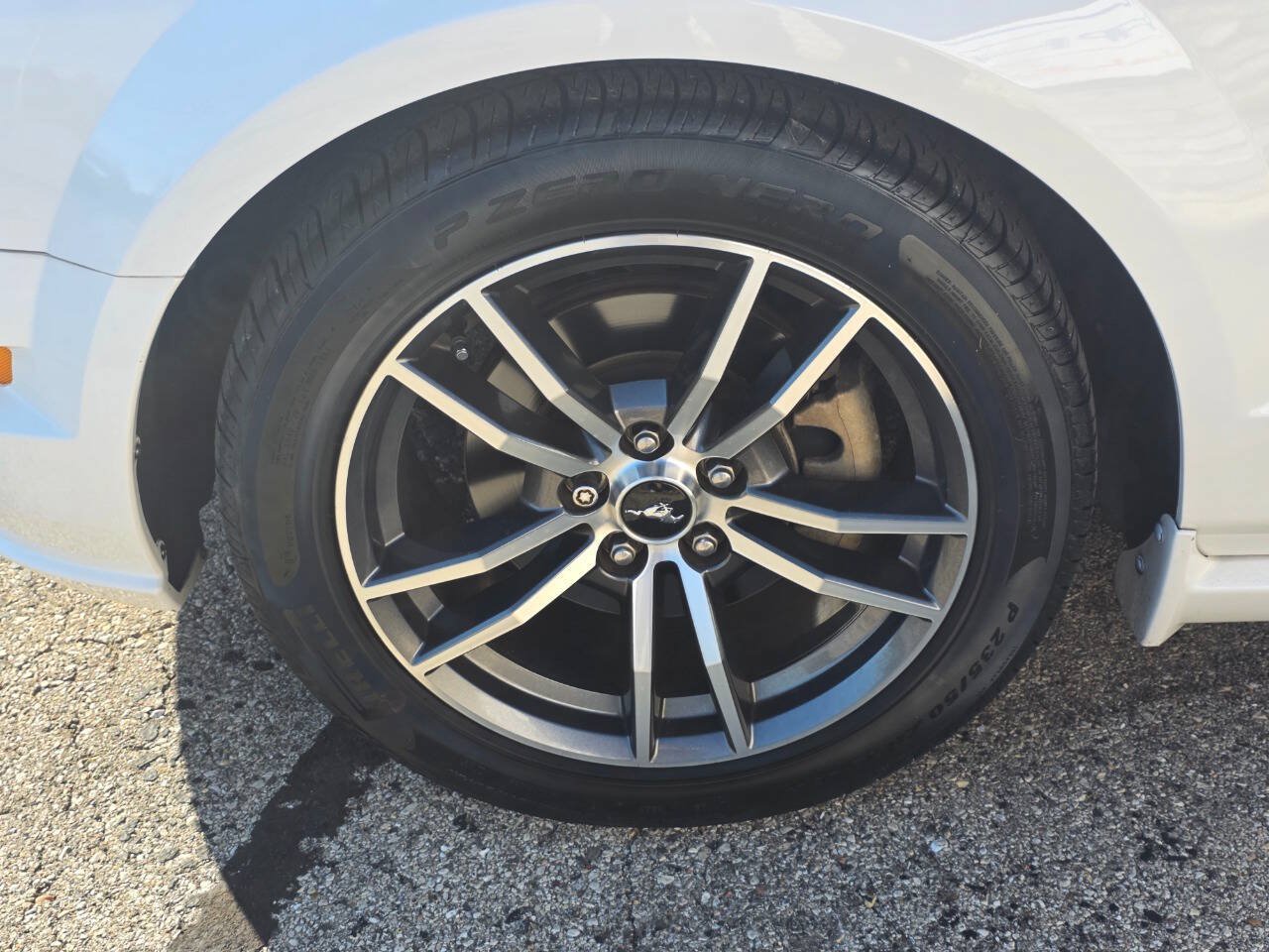 Used 2008 Ford Mustang GT Premium RWD image 22