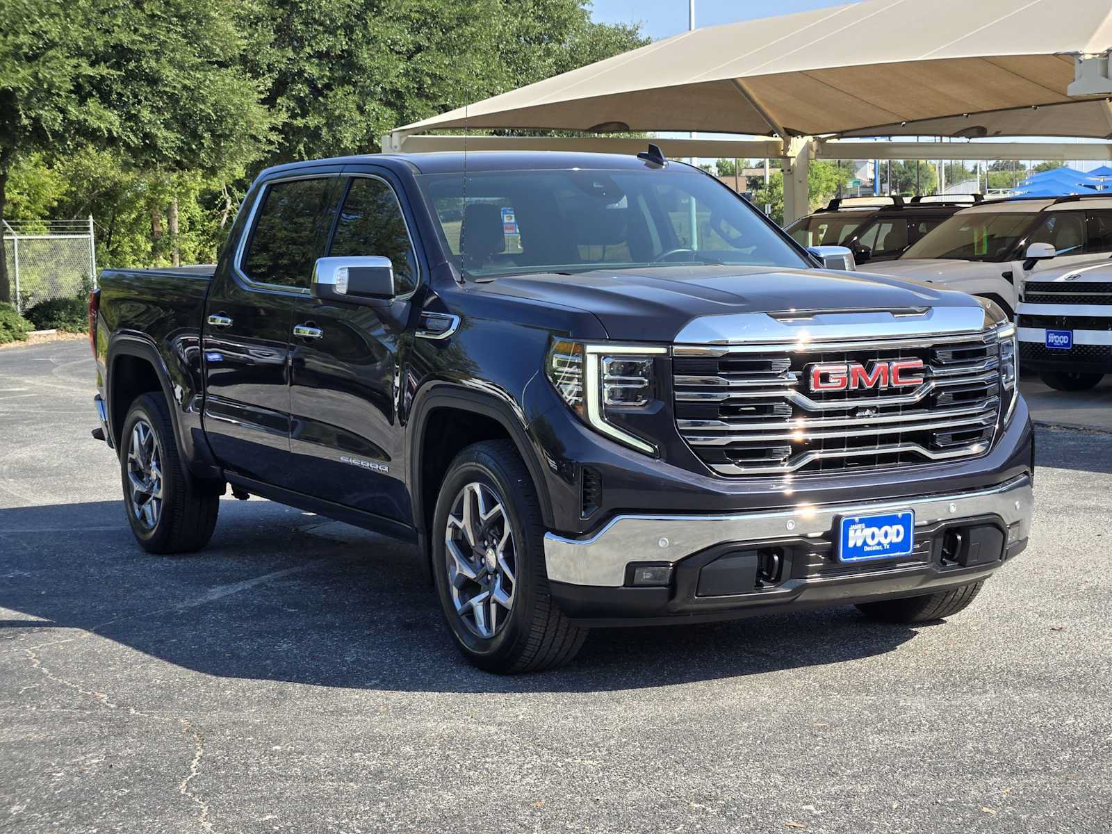 Certified 2023 GMC Sierra 1500 SLT RWD image 3