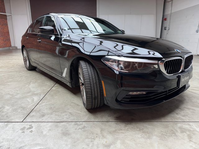 Used 2018 BMW 540i xDrive w/ Luxury Seating Package image 7