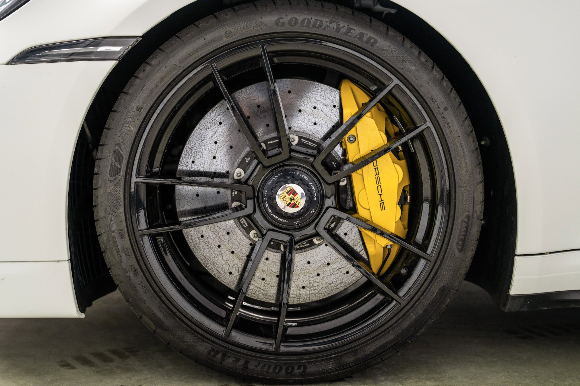 Used 2022 Porsche 911 Turbo S image 9