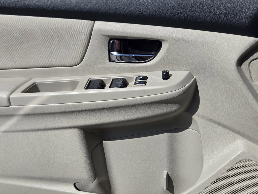 Used 2014 Subaru Crosstrek 2.0i Premium image 30