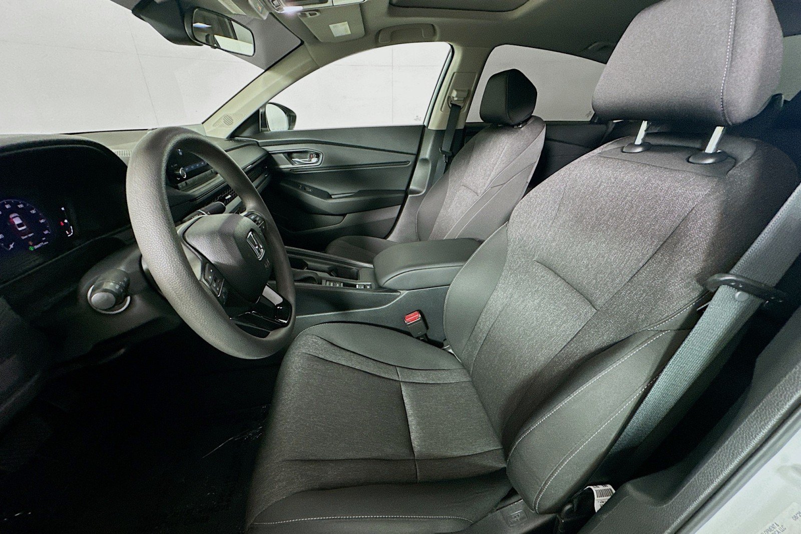 Used 2025 Honda Accord SE image 17