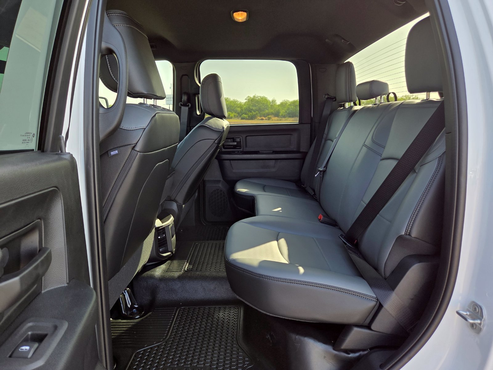 New 2026 RAM 3500 Tradesman w/ Chrome Appearance Group A AWD/4WD image 18