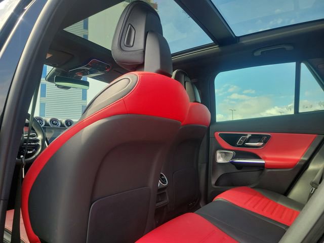 Used 2024 Mercedes-Benz GLC 43 AMG 4MATIC image 25