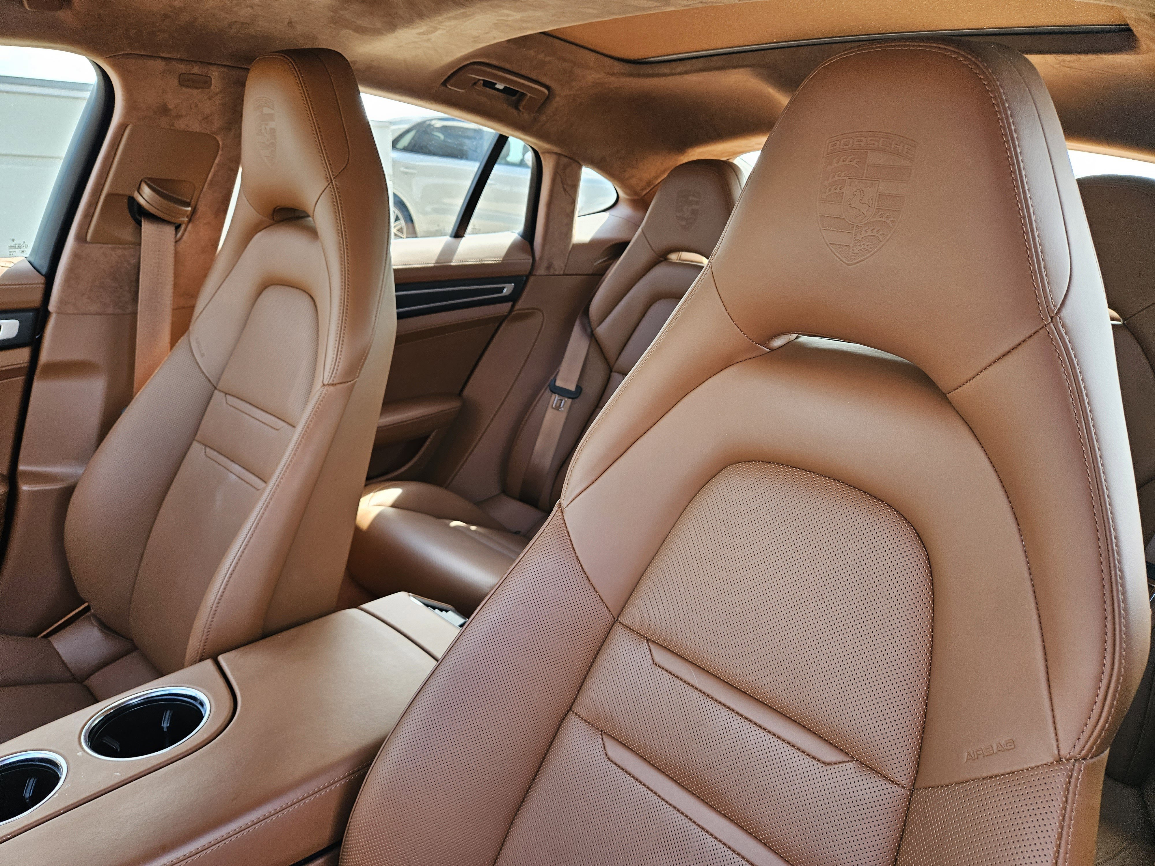 Certified 2023 Porsche Panamera 4 Platinum Edition image 6