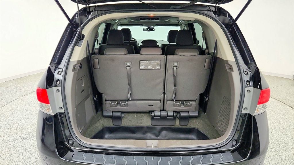 Used 2015 Honda Odyssey Touring image 24