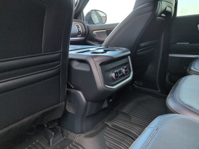 Used 2025 Ford Expedition Tremor AWD/4WD image 25