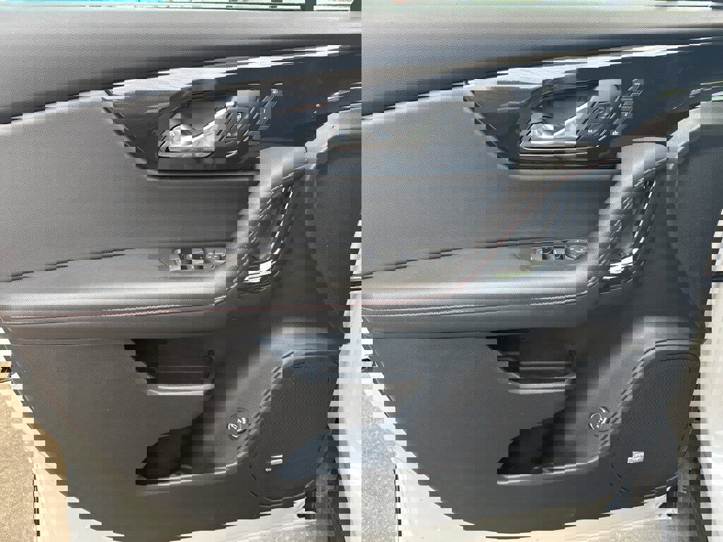 Used 2023 Chevrolet Blazer RS w/ Driver Confidence II Package image 15