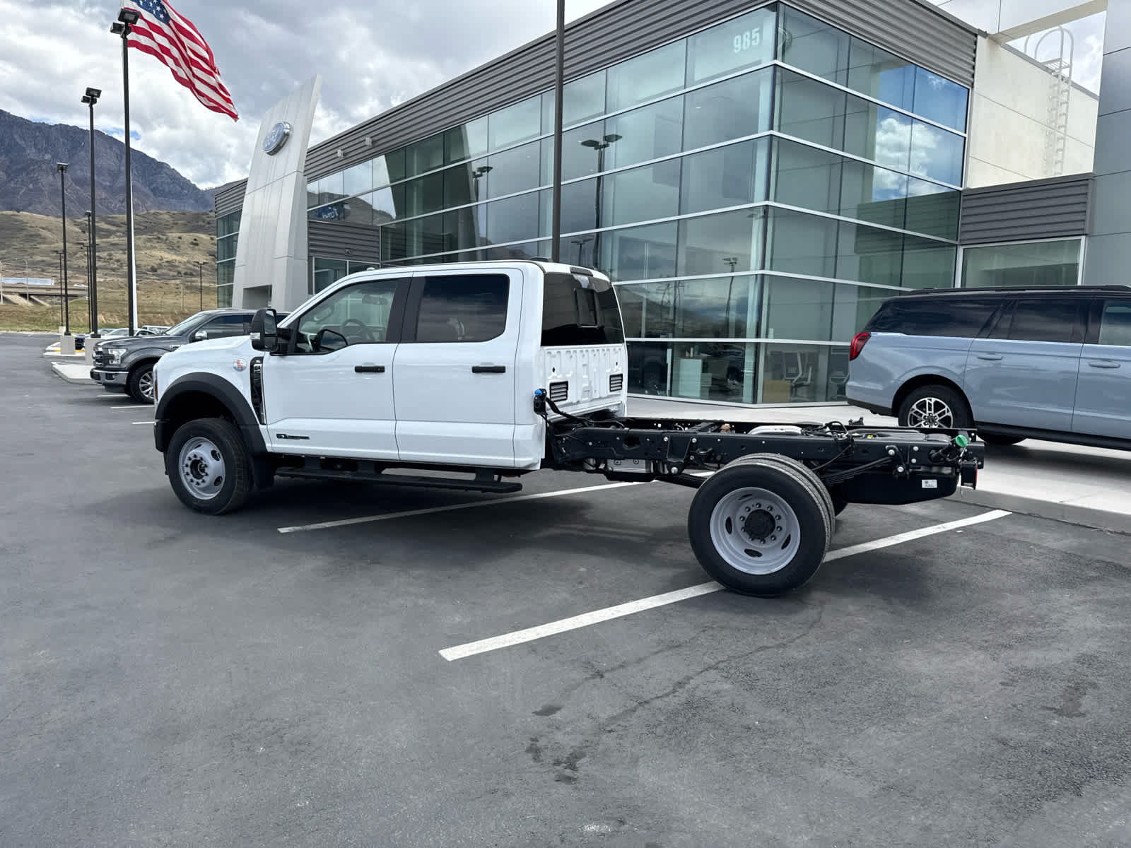 New 2026 Ford F550 4x4 Crew Cab Super Duty w/ XL Chrome Package image 10
