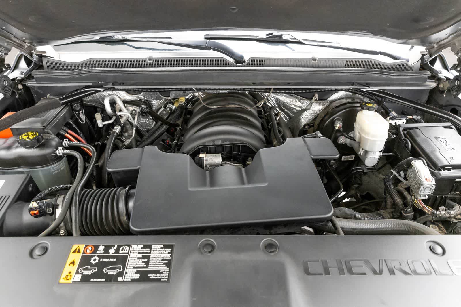 Used 2018 Chevrolet Tahoe LT w/ LT Signature Package AWD/4WD image 9