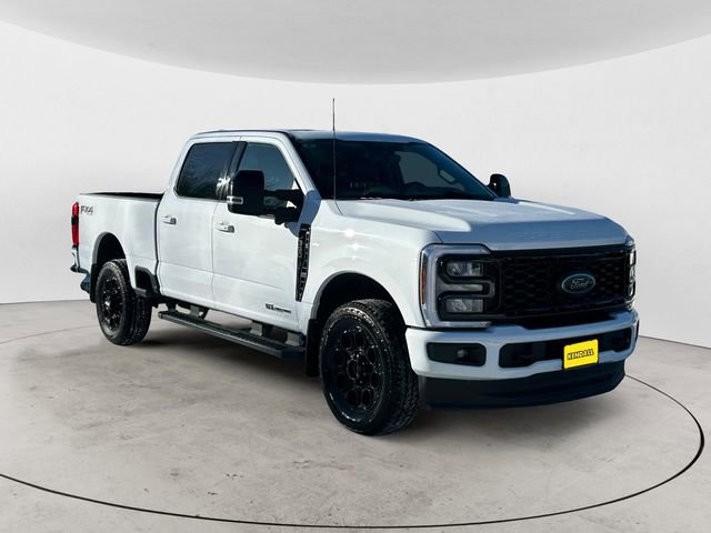 Used 2025 Ford F350 Lariat w/ Black Appearance Package image 7