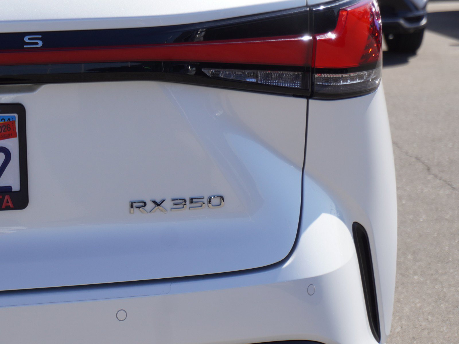 Used 2024 Lexus RX 350 Premium Plus w/ Cold Area Package FWD image 10