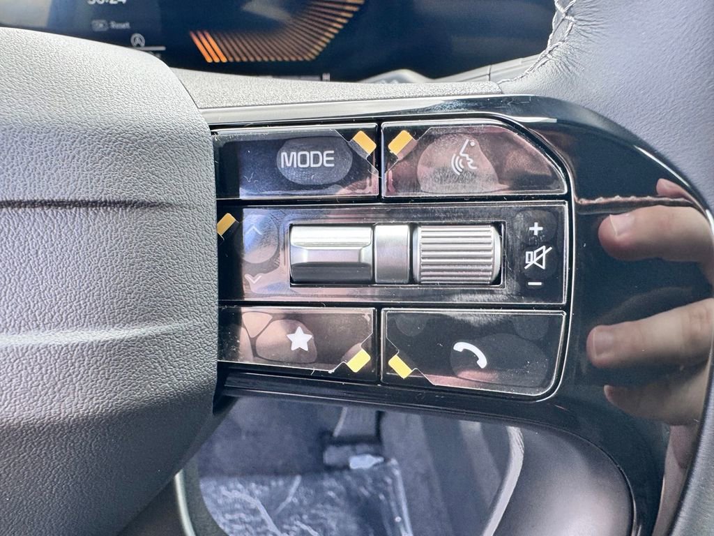 New 2026 Kia Sorento S FWD image 16