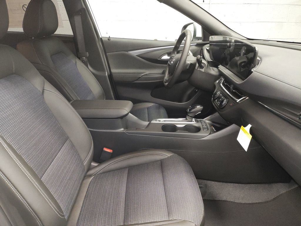 New 2026 Buick Envista Sport Touring w/ Convenience I Package FWD image 7
