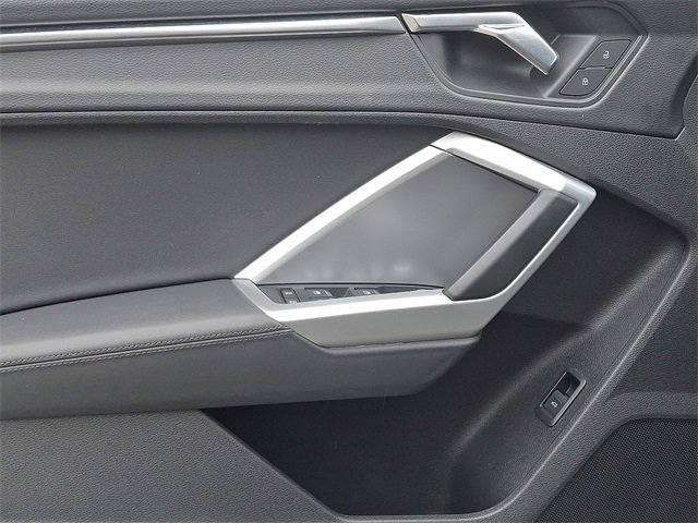 Used 2019 Audi Q3 2.0T Premium image 13