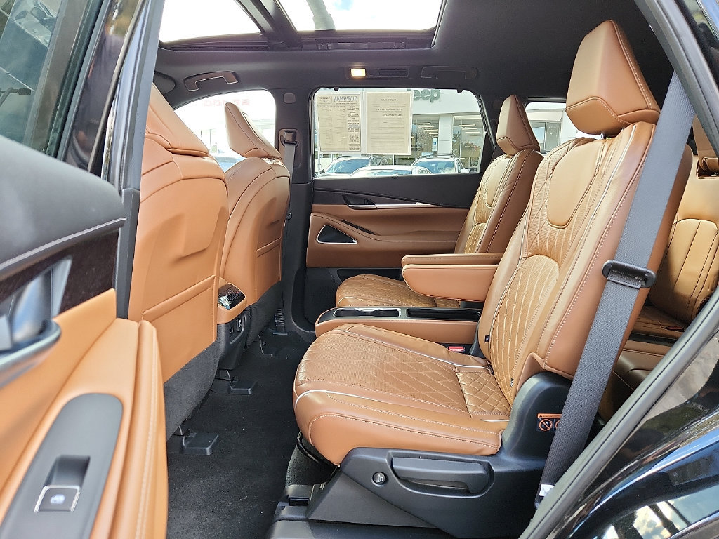 Used 2023 INFINITI QX60 Autograph w/ Cargo Package AWD/4WD image 11