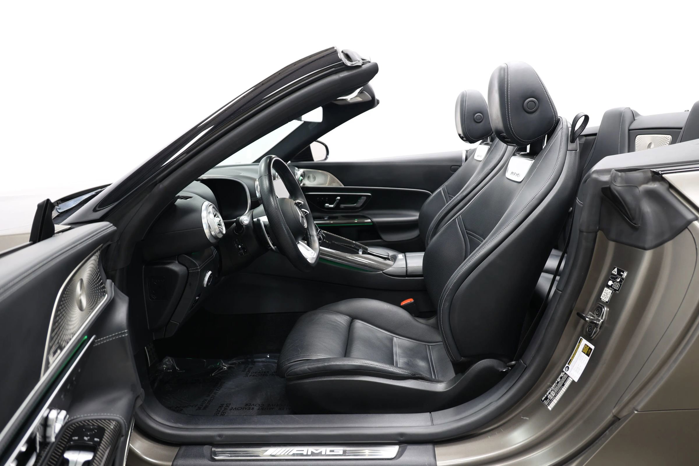 Used 2022 Mercedes-Benz SL 63 AMG 4MATIC image 14