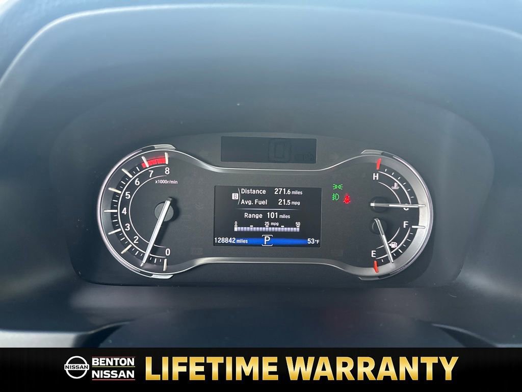 Used 2017 Honda Pilot Touring image 16