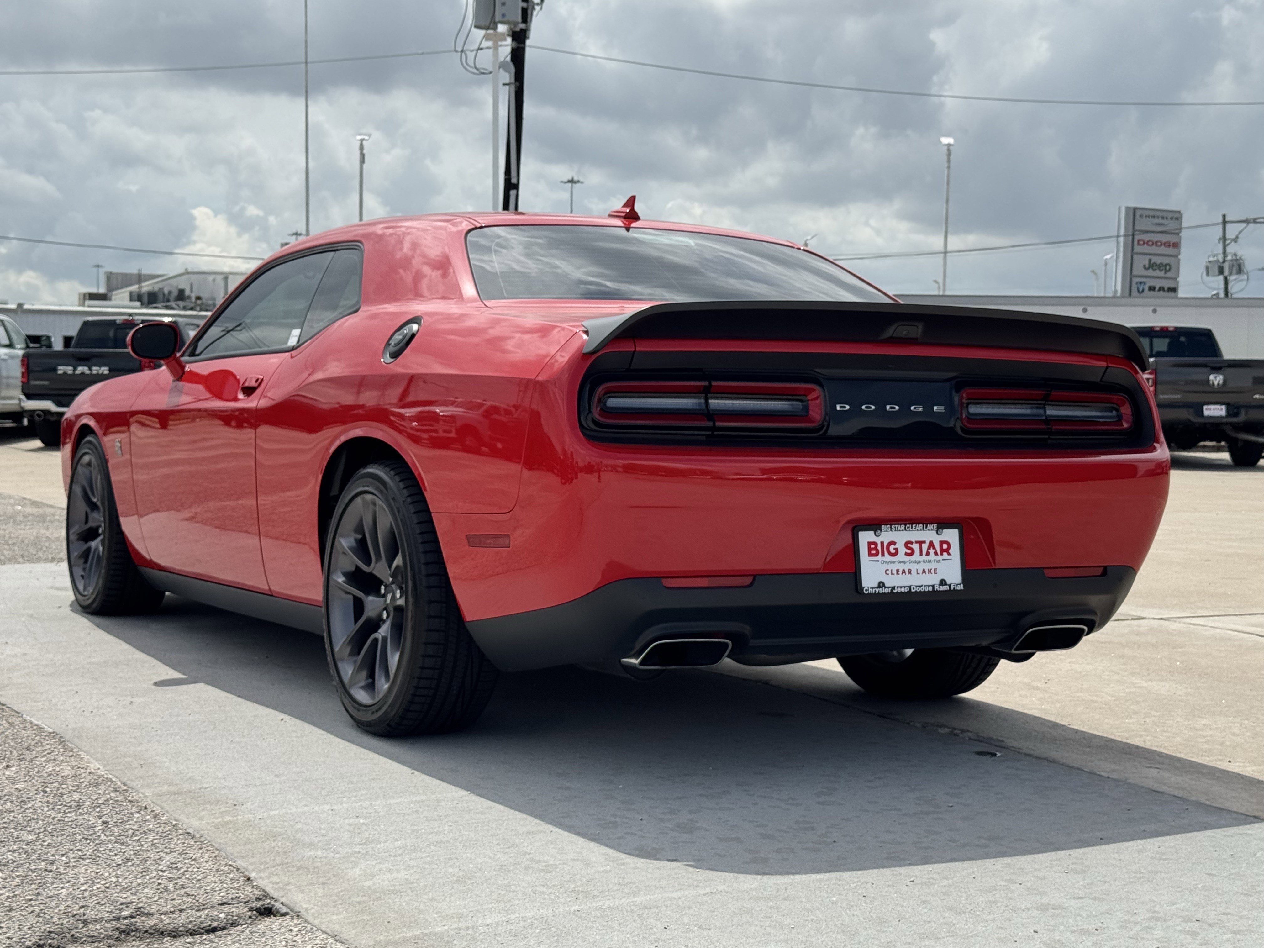 Used 2023 Dodge Challenger R/T Scat Pack w/ Plus Package image 8