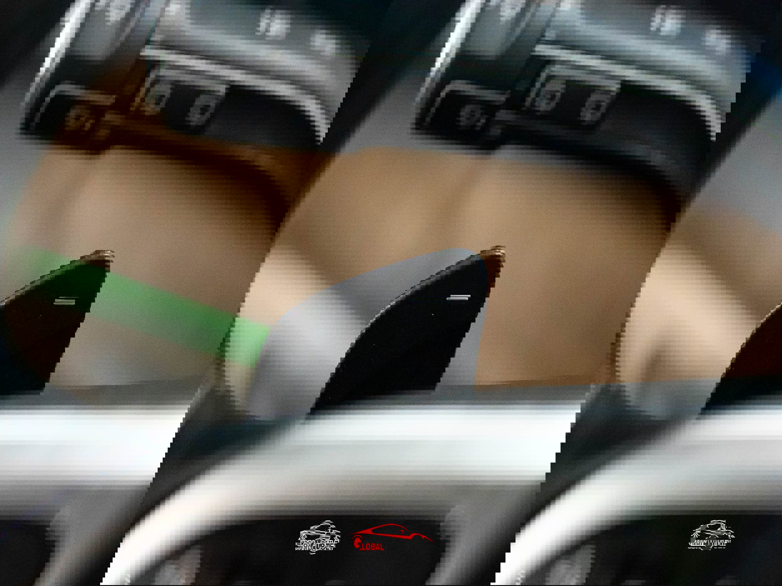 Used 2021 Mercedes-Benz GLS 450 4MATIC image 29