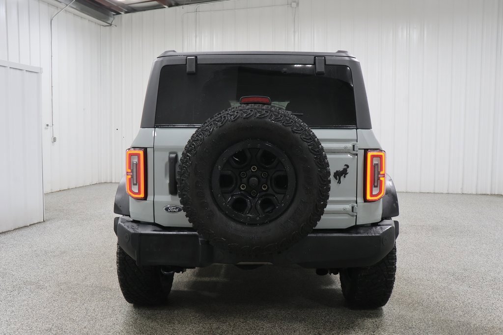 Used 2023 Ford Bronco Wildtrak image 5