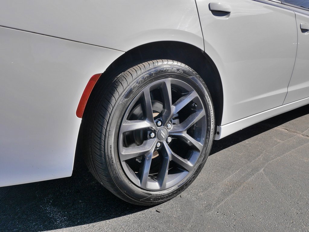 Used 2022 Dodge Charger SXT w/ Plus Group image 9