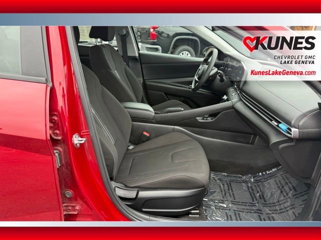 Used 2024 Hyundai Elantra SEL FWD image 19