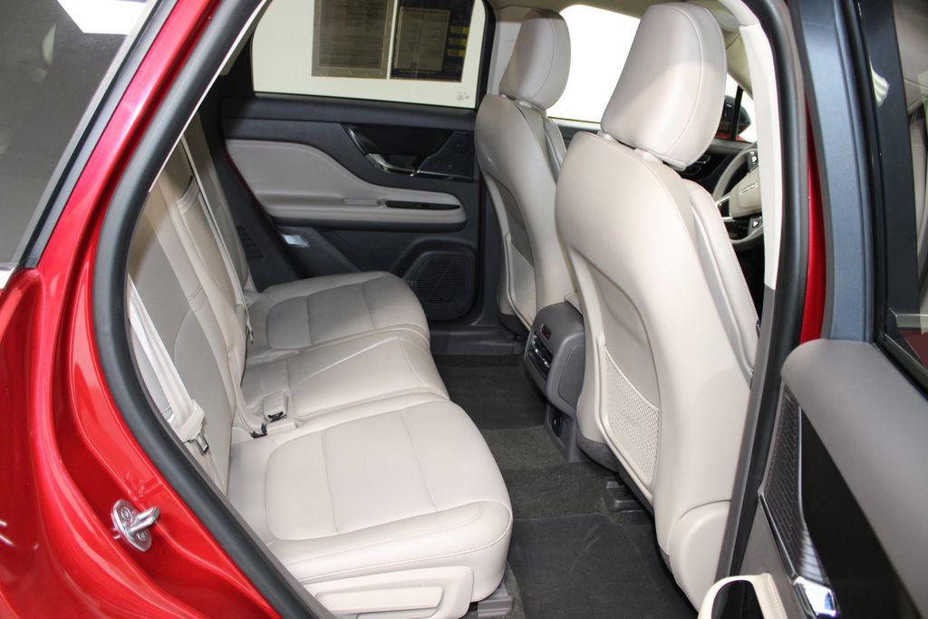 Used 2022 Lincoln Corsair AWD w/ Equipment Group 101A image 32