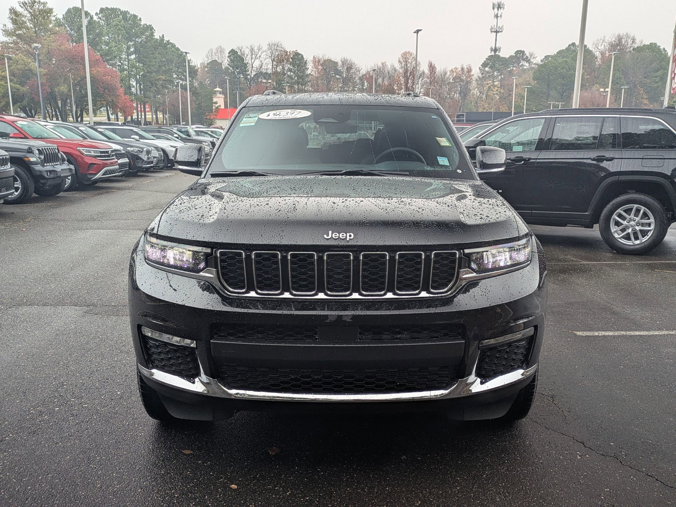 Used 2025 Jeep Grand Cherokee L Limited w/ Trailer Tow Package image 2