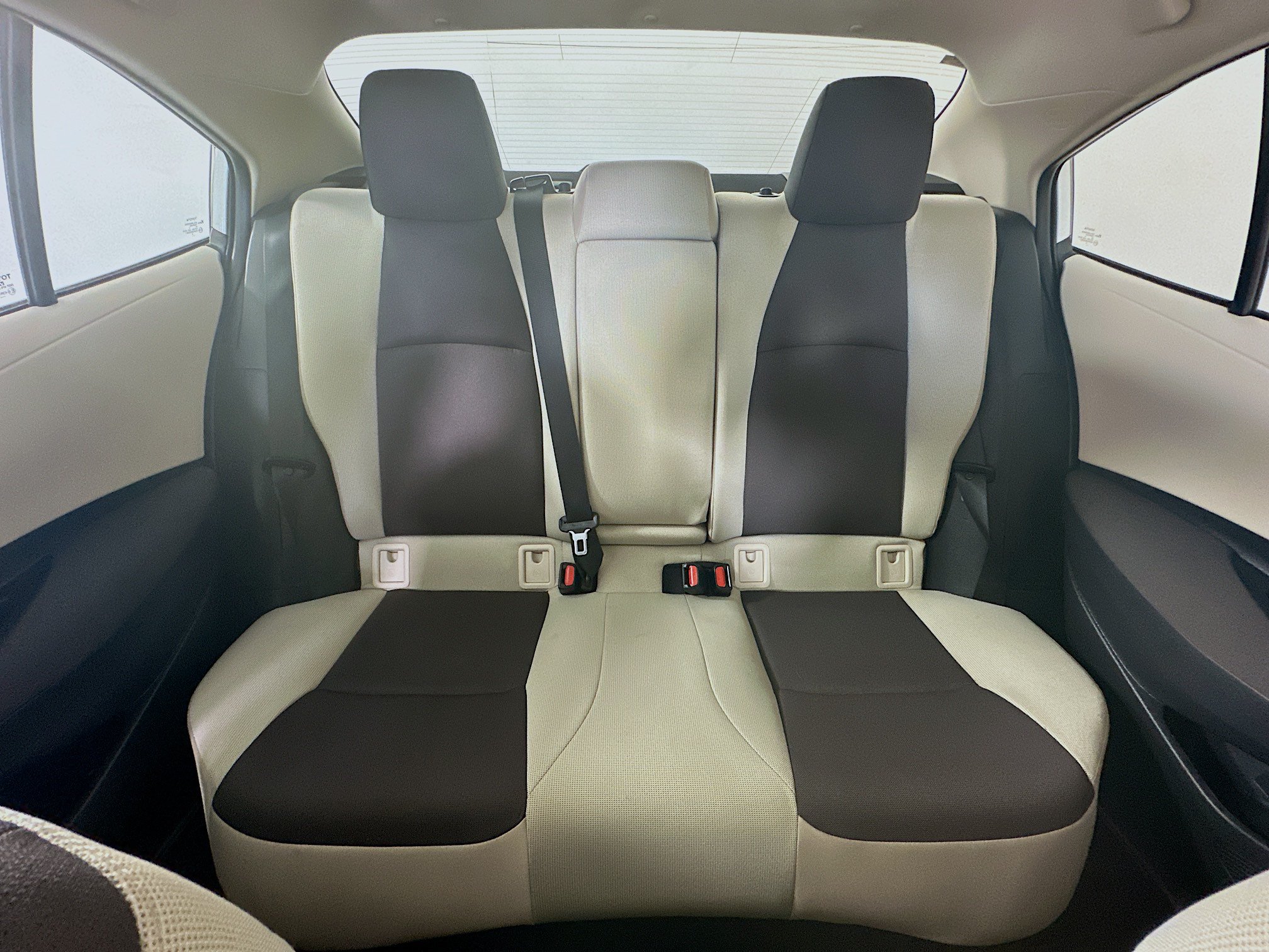 Certified 2025 Toyota Corolla LE FWD image 29