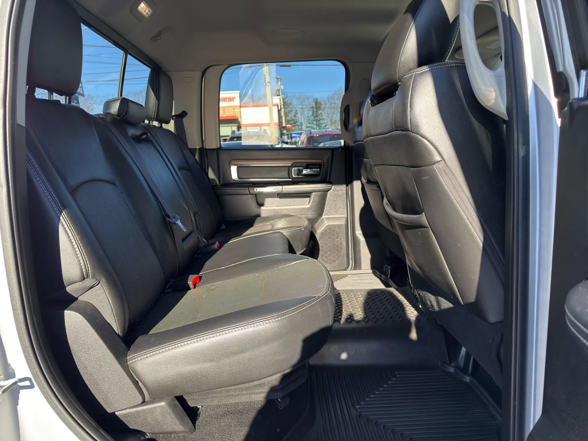 Used 2014 RAM 1500 Laramie image 20