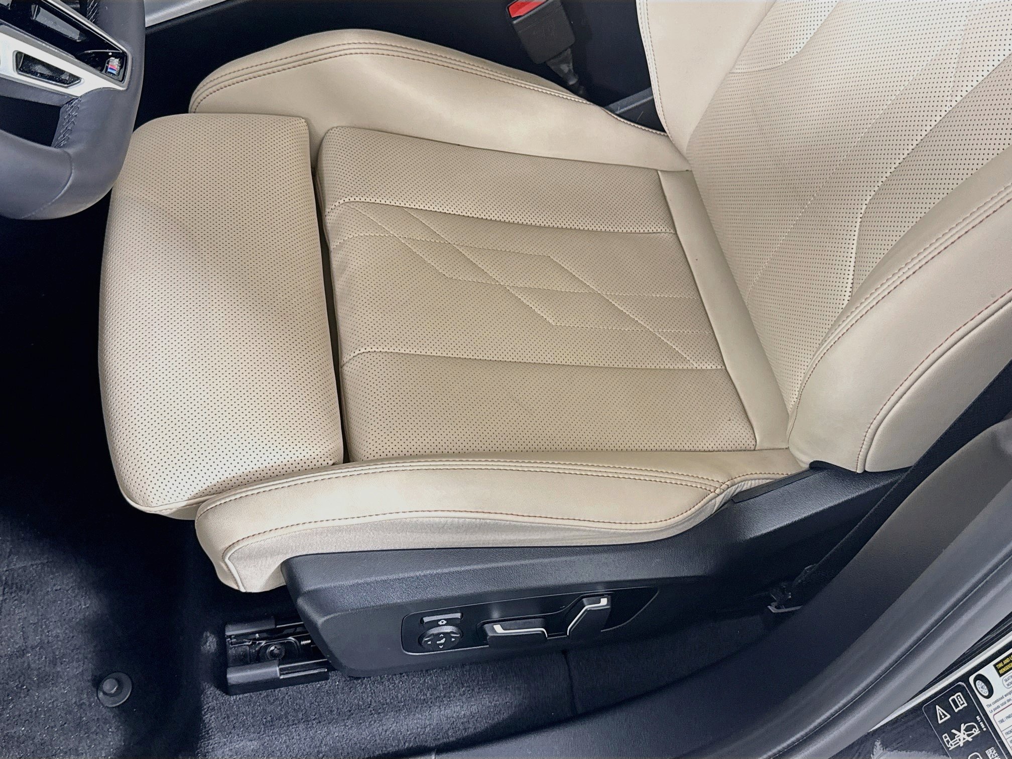Used 2025 BMW X3 xDrive30i w/ Premium Package AWD/4WD image 20