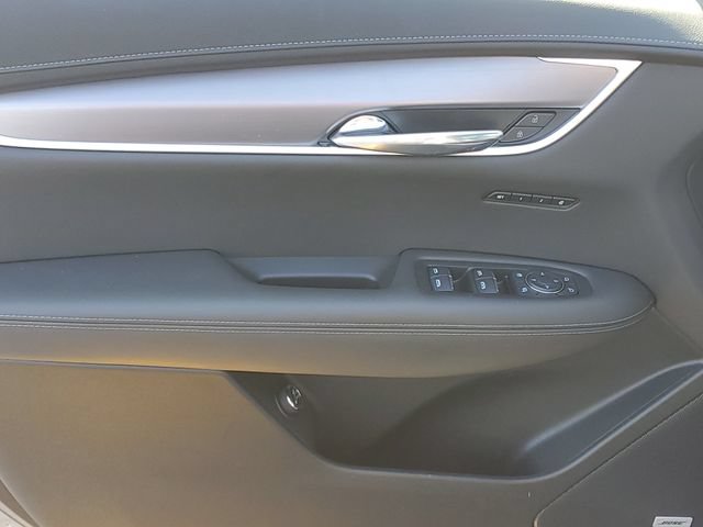 Certified 2025 Cadillac XT6 Luxury AWD/4WD image 10