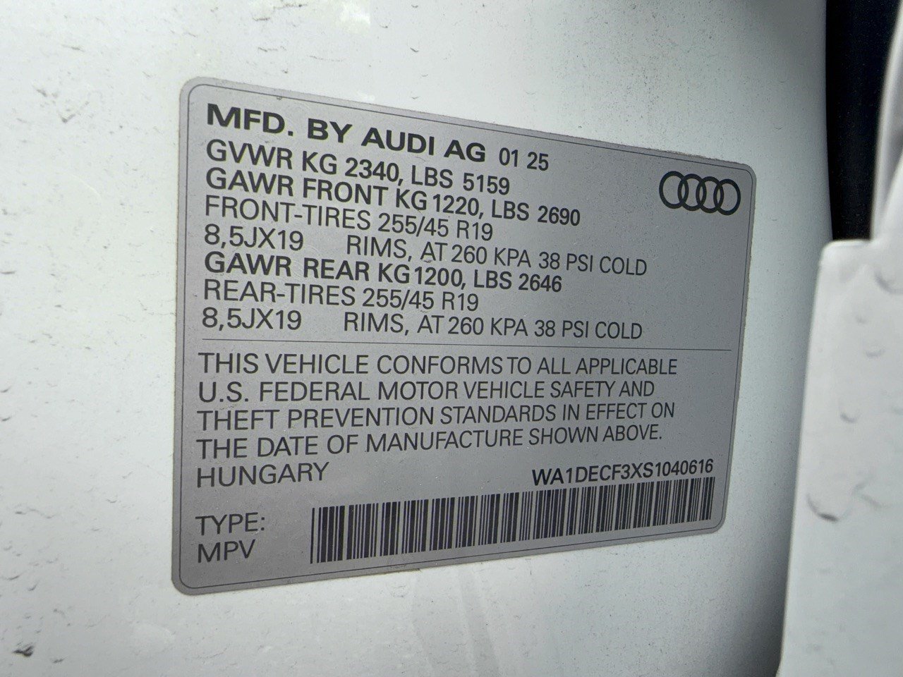 Used 2025 Audi Q3 2.0T Premium w/ Convenience Package AWD/4WD image 31