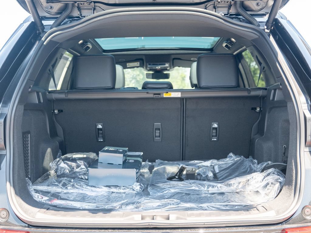 New 2026 Land Rover Discovery Sport Landmark AWD/4WD image 25