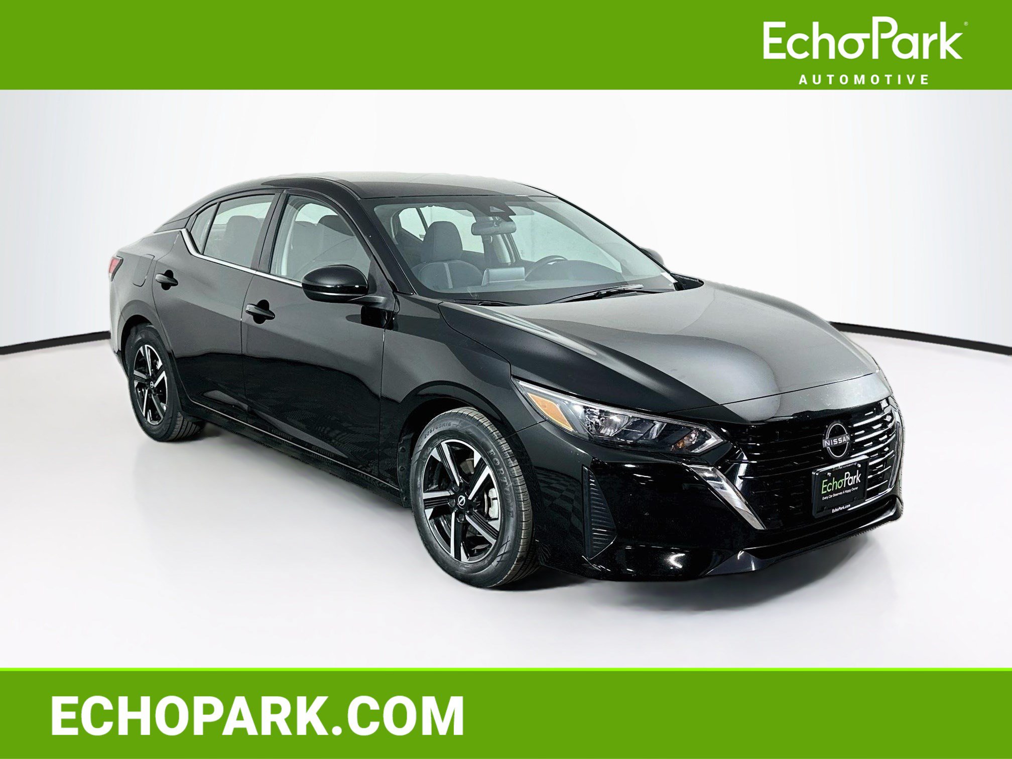 Used 2025 Nissan Sentra SV FWD image 1