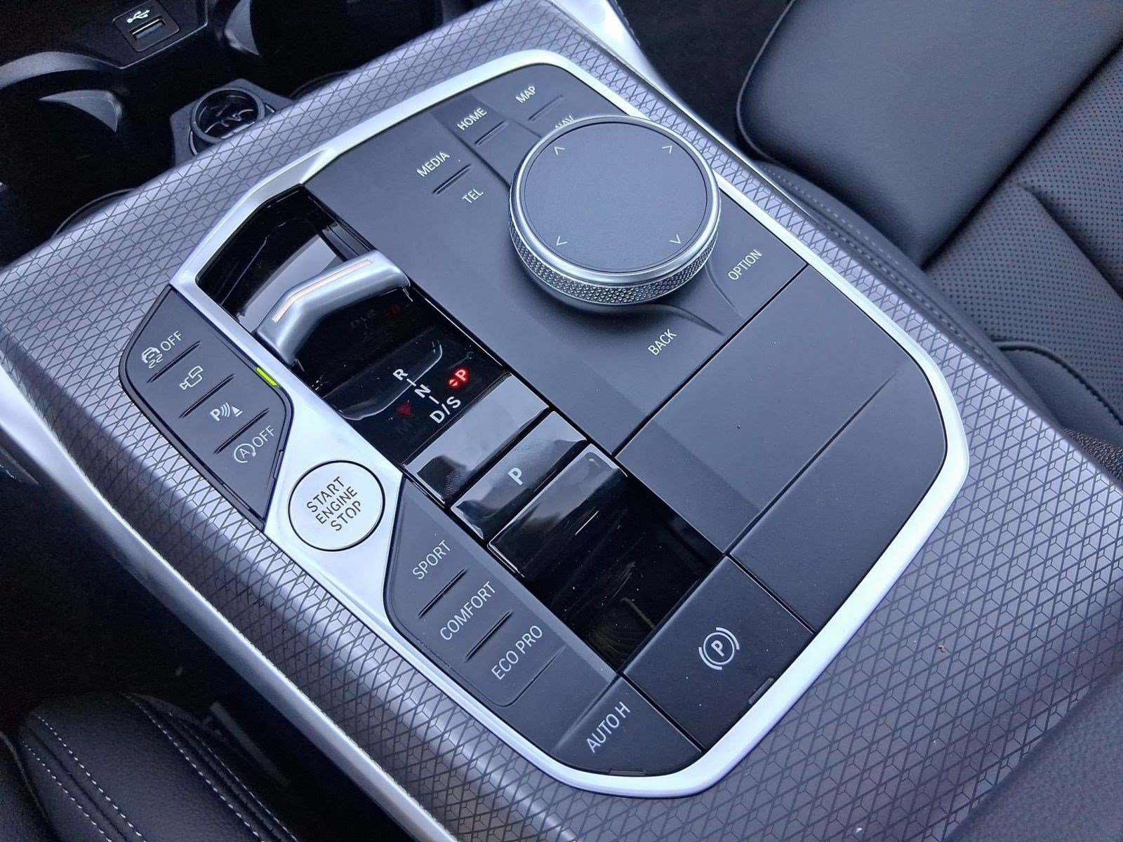Used 2026 BMW M440i Coupe w/ Premium Package RWD image 17