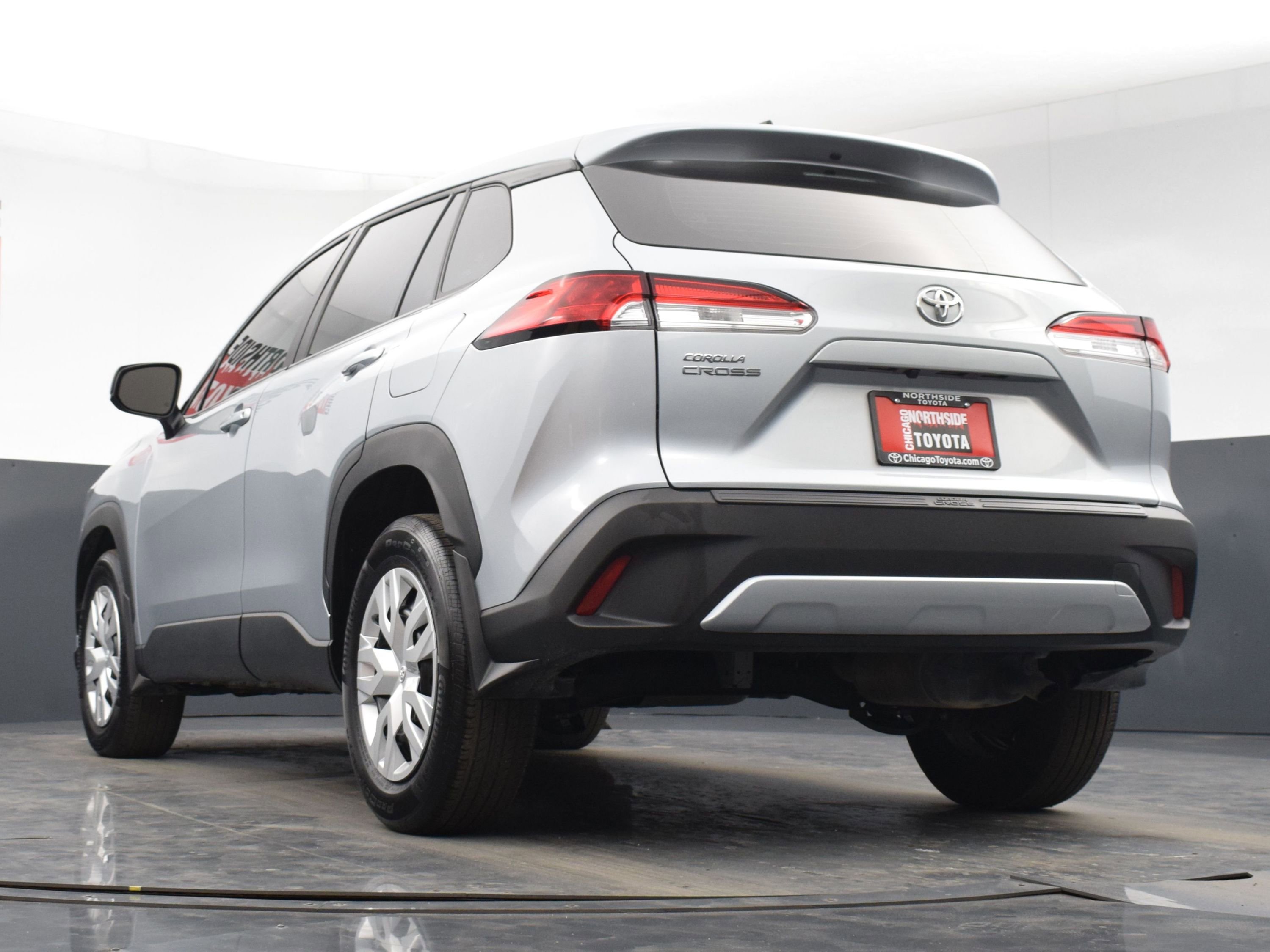 Used 2024 Toyota Corolla Cross L image 26