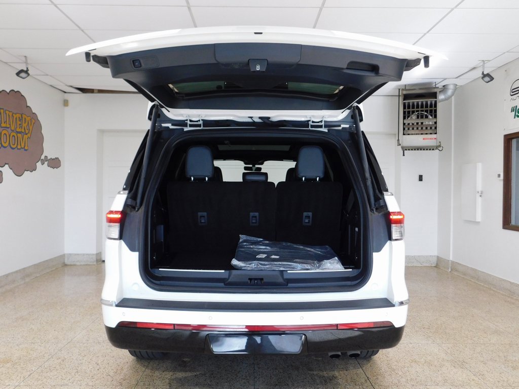 Used 2024 Lincoln Navigator Reserve w/ Equipment Group 201A image 87